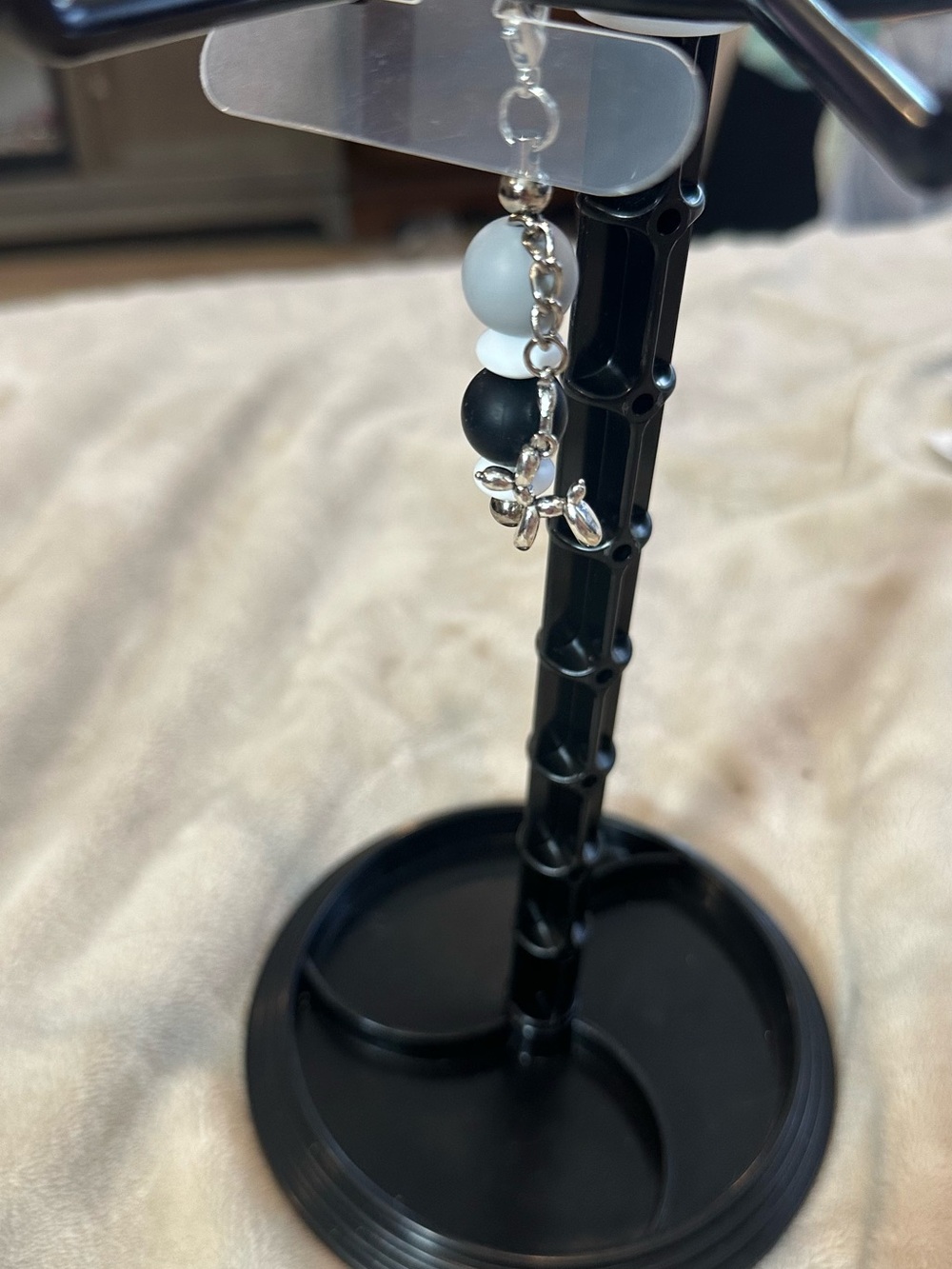 Balloon dog Beaded phone Charm